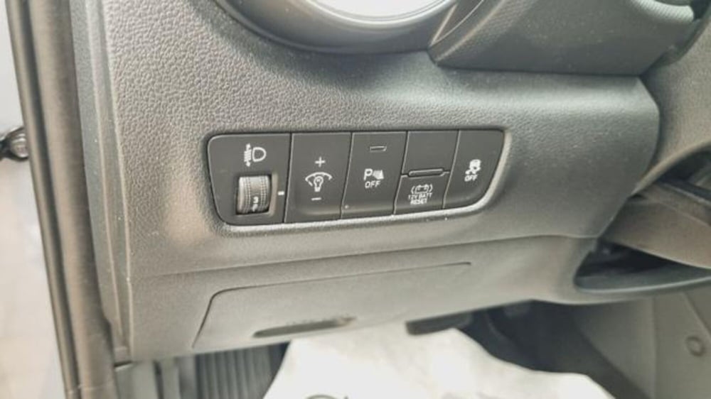 Hyundai Kona usata a Savona (18)
