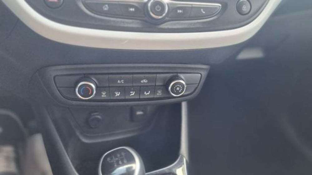 Opel Crossland X usata a Savona (6)