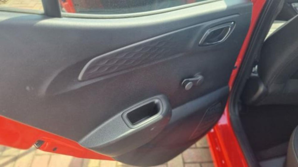 Hyundai i10 usata a Savona (17)