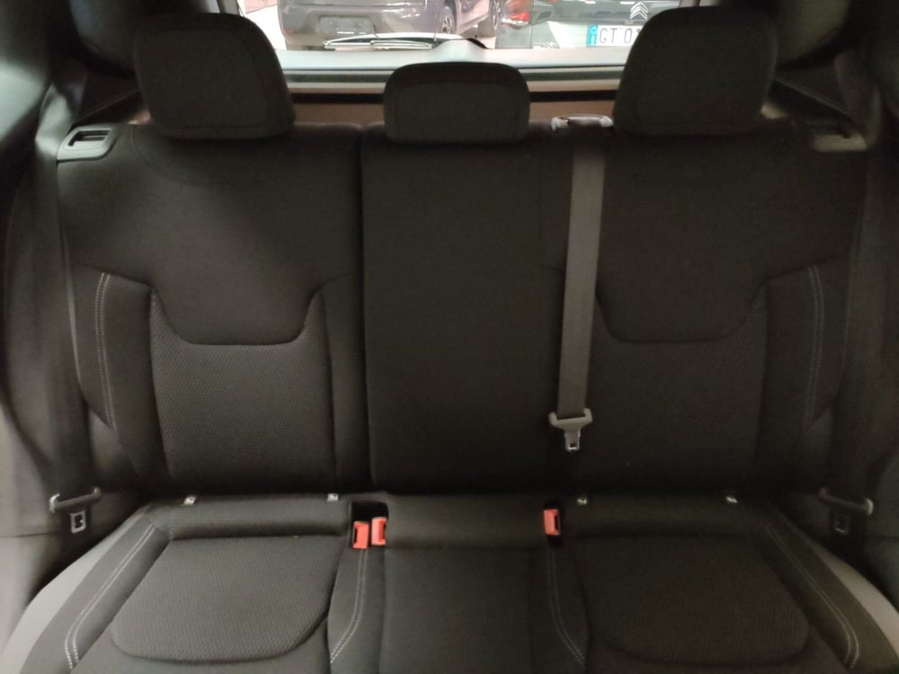 Jeep Renegade nuova a Teramo (13)