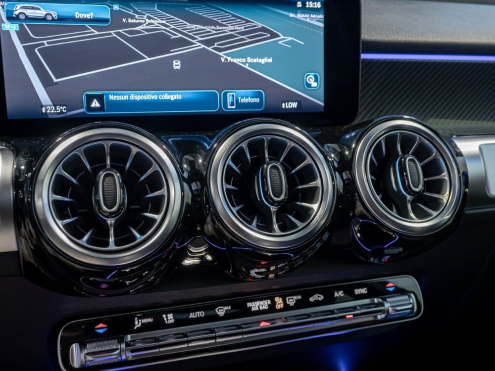 Mercedes-Benz GLB nuova a Rimini (17)