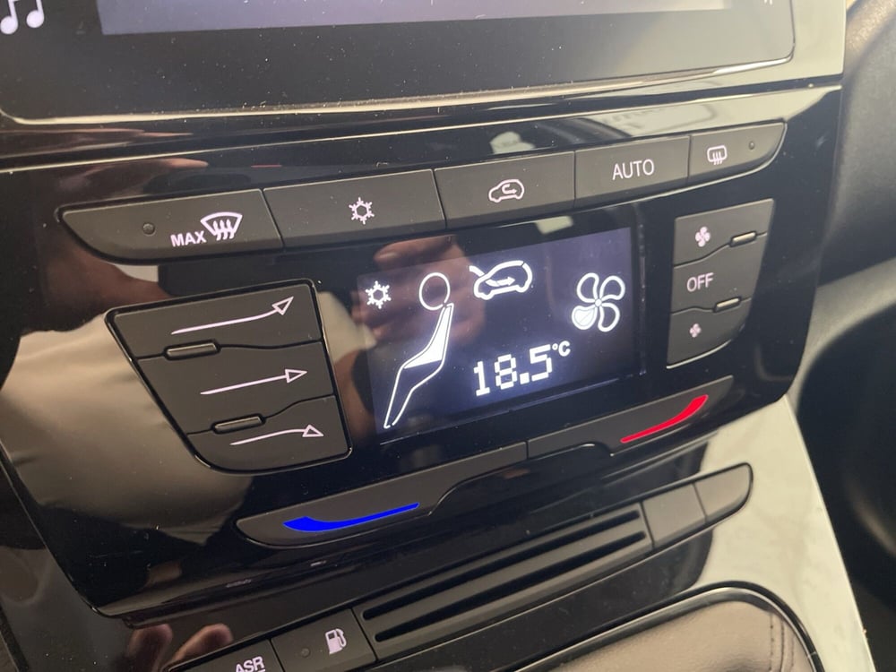 Lancia Ypsilon nuova a Palermo (11)