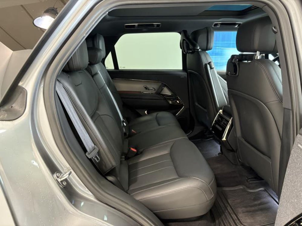 Land Rover Range Rover Sport usata a Venezia (8)