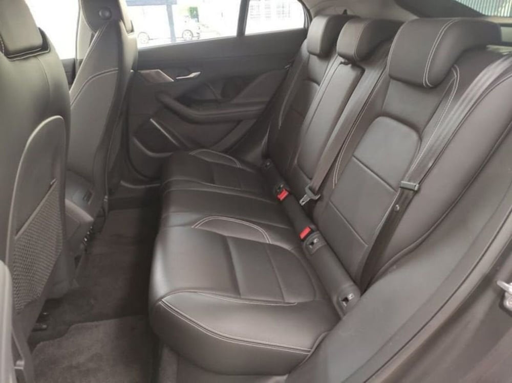 Jaguar I-Pace usata a Novara (13)