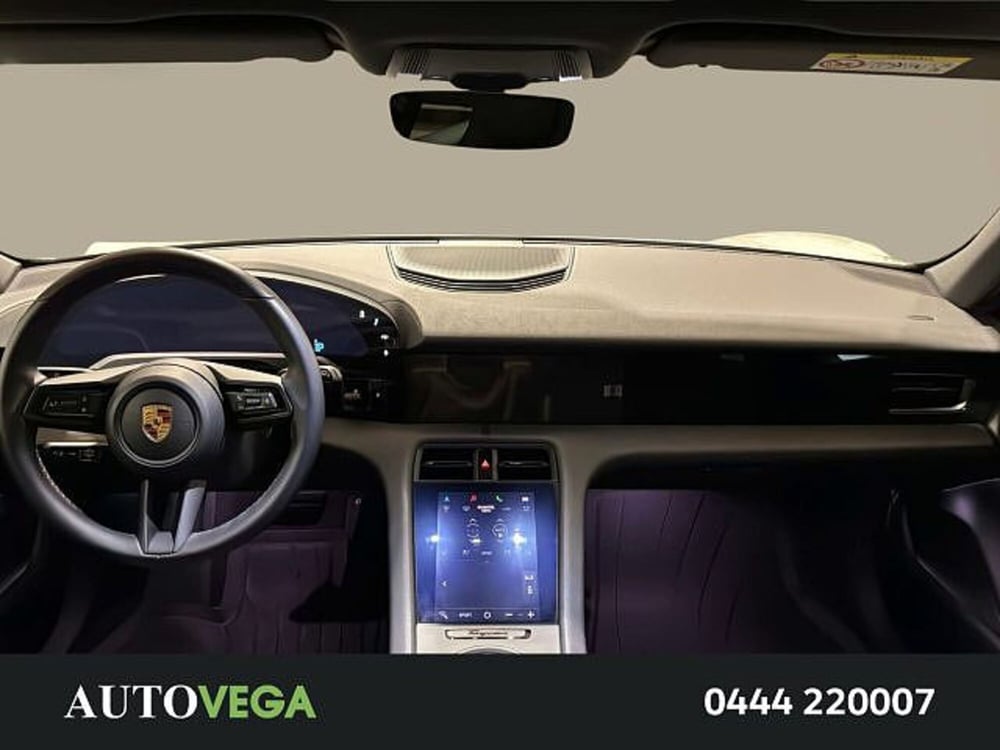 Porsche Taycan Cross Turismo usata a Vicenza (7)