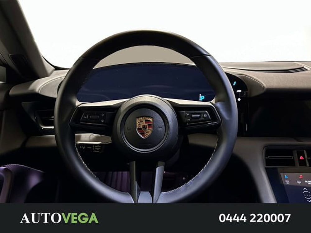 Porsche Taycan Cross Turismo usata a Vicenza (8)