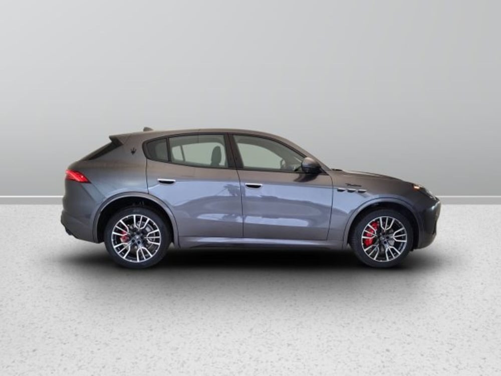Maserati Grecale usata a Teramo (7)