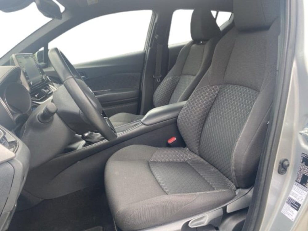 Toyota Toyota C-HR usata a Vercelli (12)