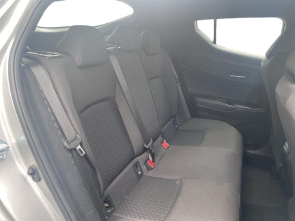 Toyota Toyota C-HR usata a Vercelli (8)
