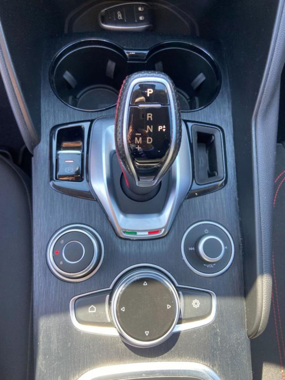 Alfa Romeo Giulia usata a Firenze (14)