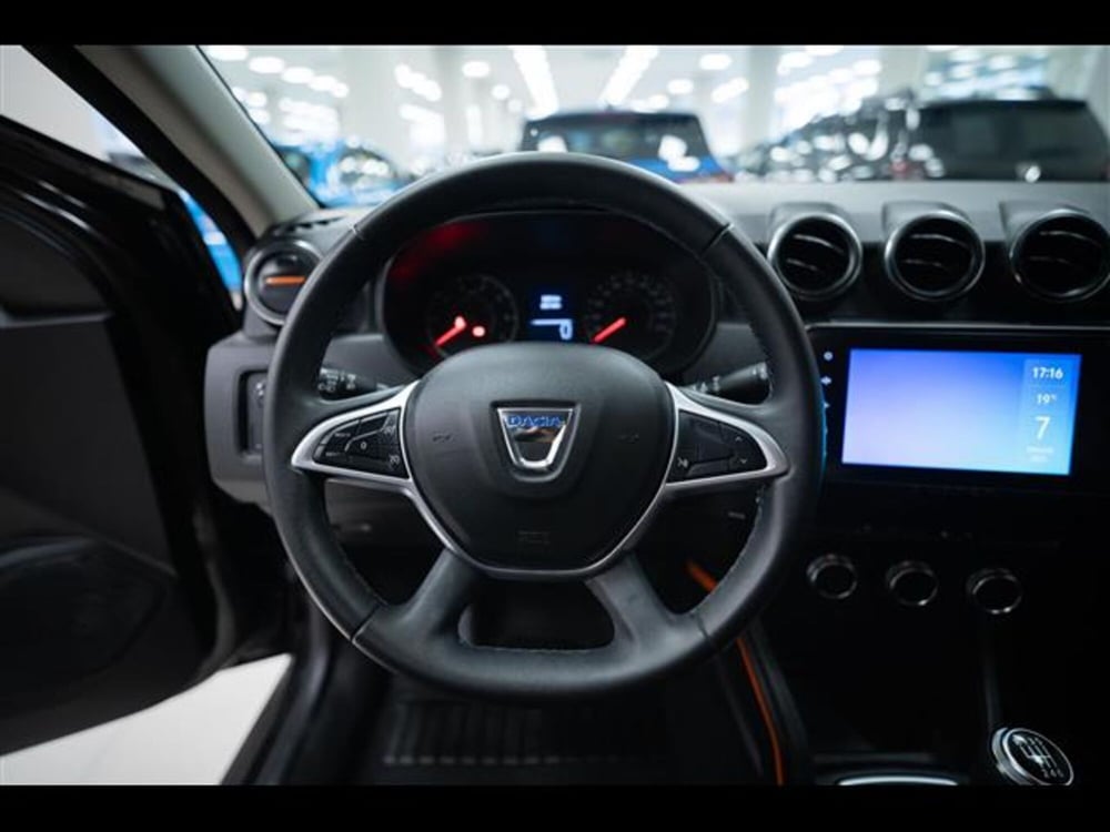 Dacia Duster usata a Torino (10)