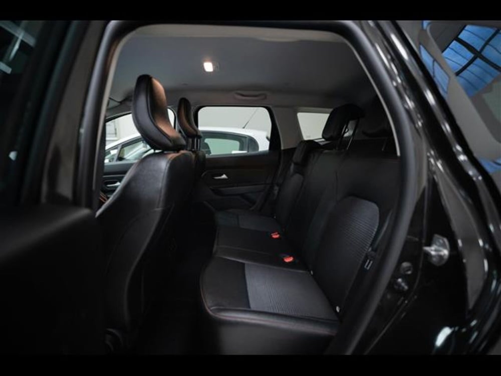 Dacia Duster usata a Torino (7)