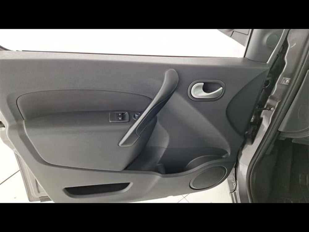 Renault Kangoo usata a Milano (7)