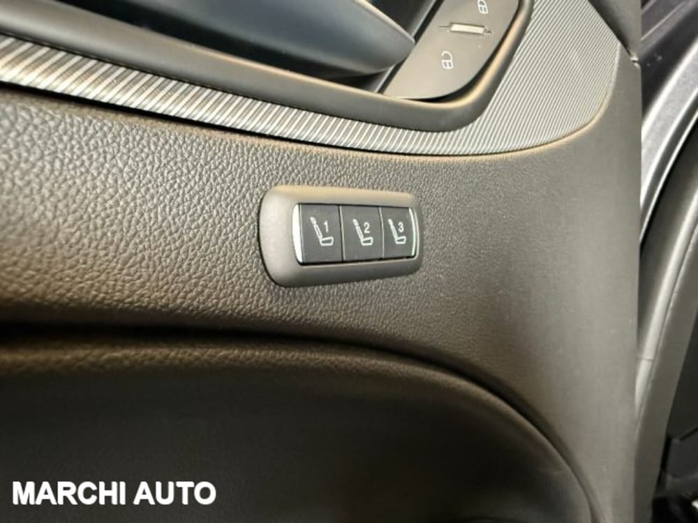 Alfa Romeo Stelvio nuova a Perugia (14)