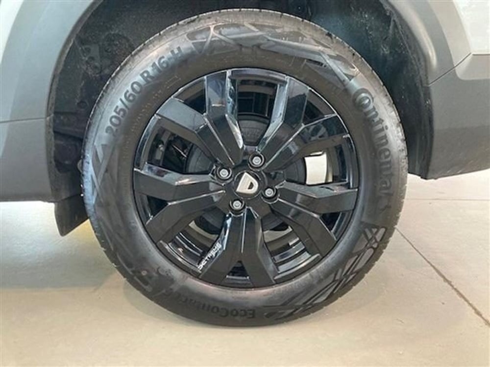 Dacia Jogger usata a Cremona (15)
