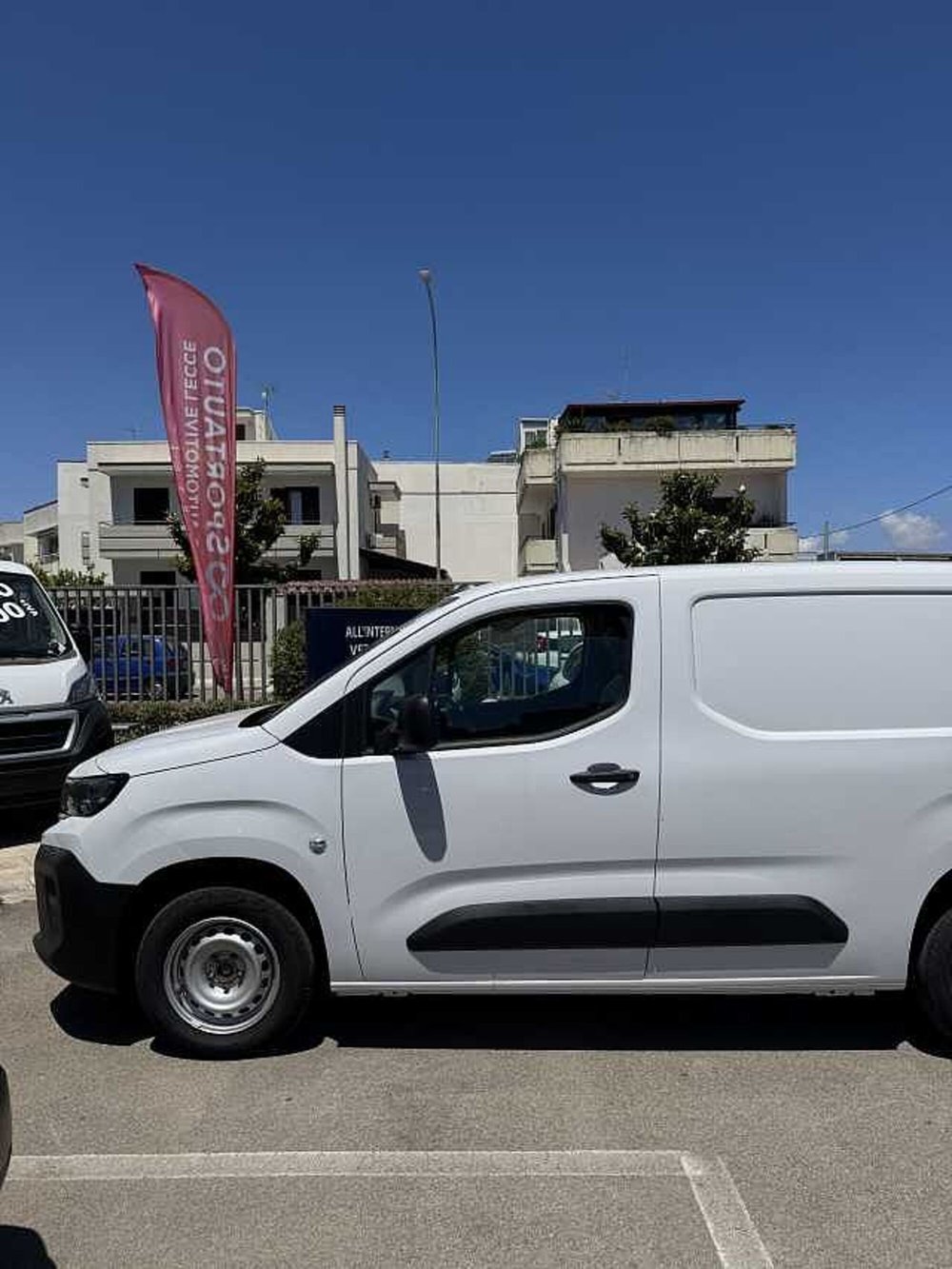 Peugeot Partner Furgone nuova a Lecce (4)