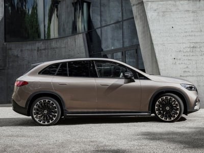 Mercedes-Benz EQE SUV 350 Electric Art Premium 4matic nuova a Genova