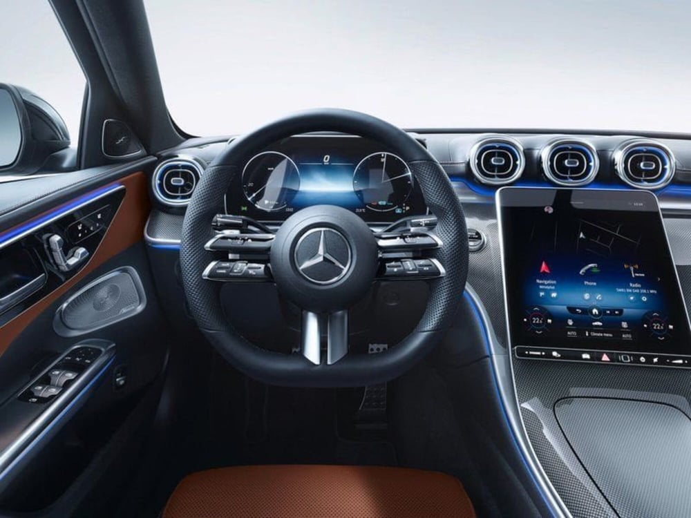 Mercedes-Benz Classe C nuova a Genova (10)