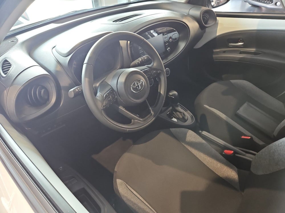 Toyota Aygo X usata a Vicenza (6)