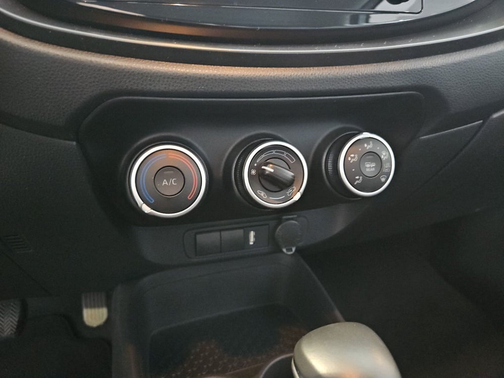 Toyota Aygo X usata a Vicenza (9)