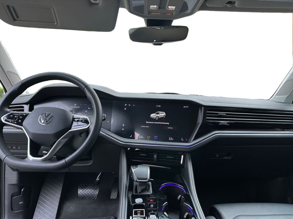 Volkswagen Touareg usata a Modena (11)
