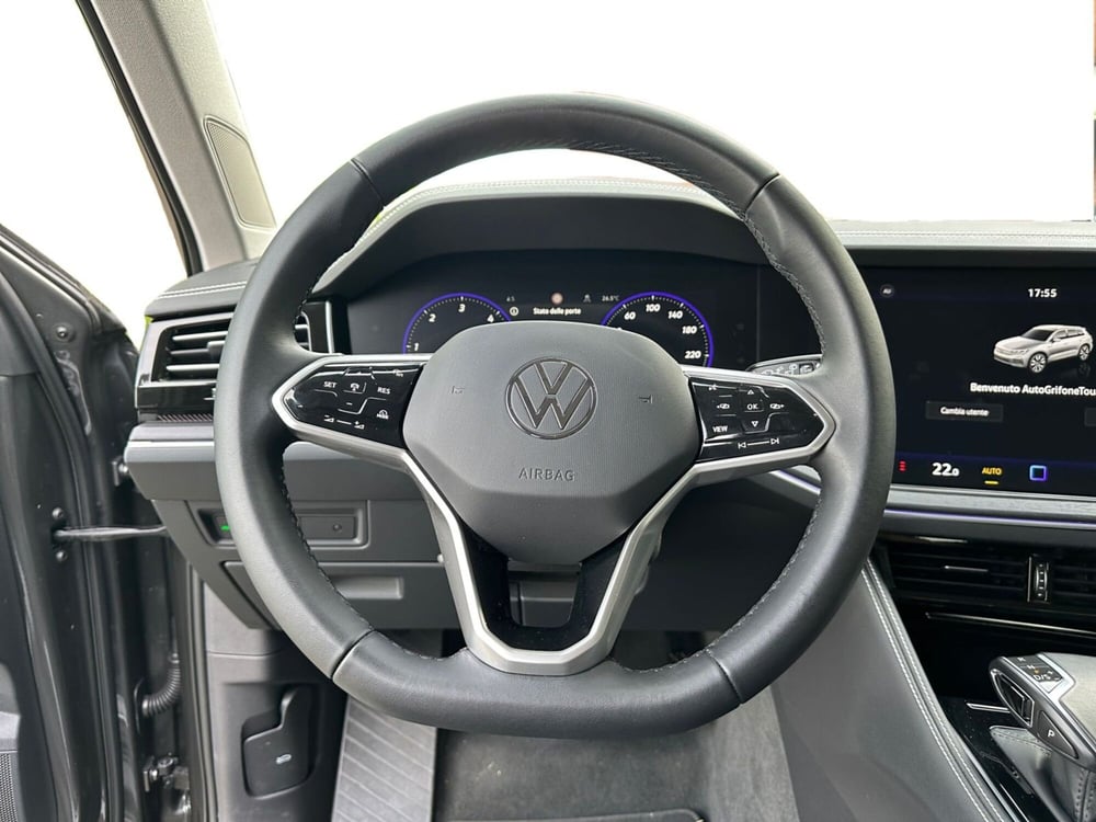Volkswagen Touareg usata a Modena (13)