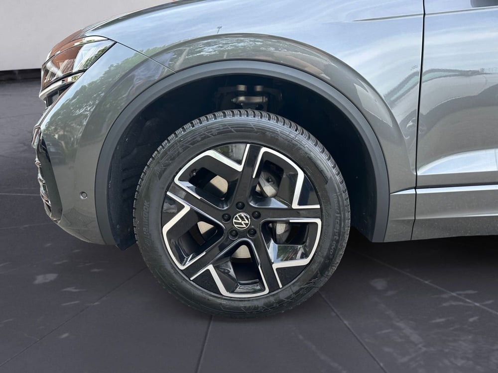 Volkswagen Touareg usata a Modena (15)