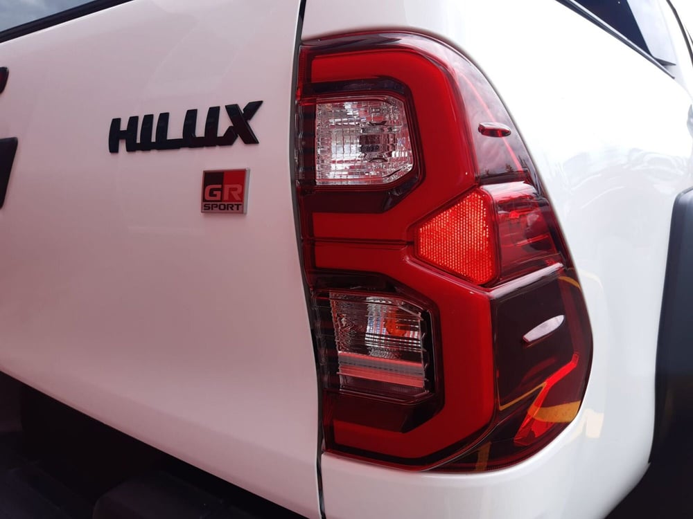 Toyota Hilux nuova a Vicenza (10)