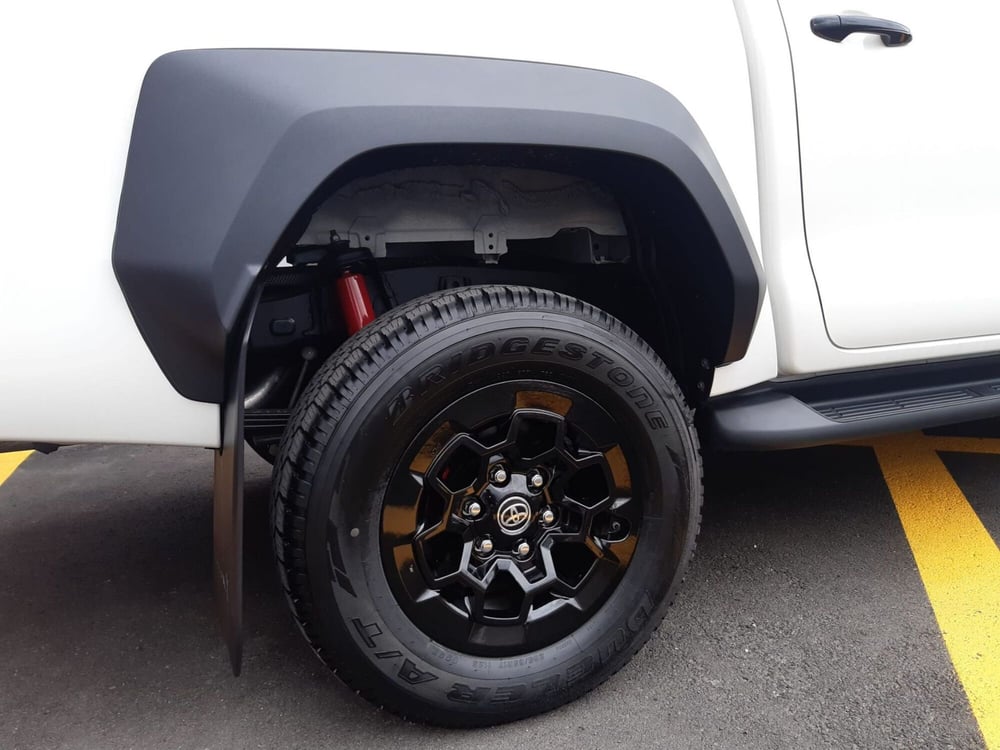 Toyota Hilux nuova a Vicenza (15)