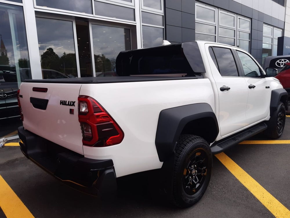 Toyota Hilux nuova a Vicenza (5)