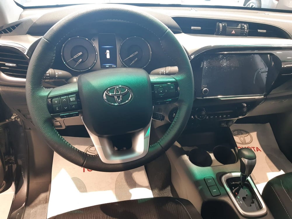 Toyota Hilux nuova a Vicenza (13)