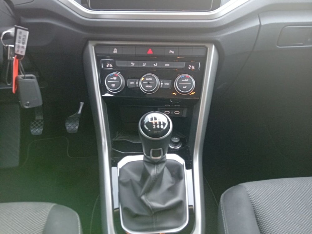 Volkswagen T-Roc usata a Modena (13)