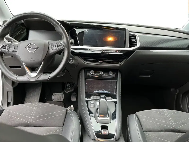 Opel Grandland X usata a Modena (14)