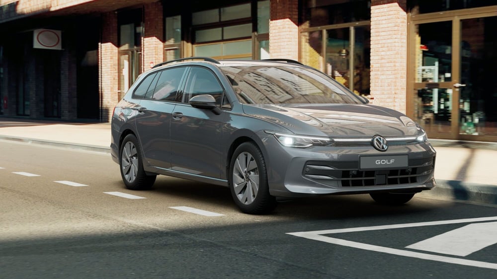 Volkswagen Golf Variant nuova a Modena (10)