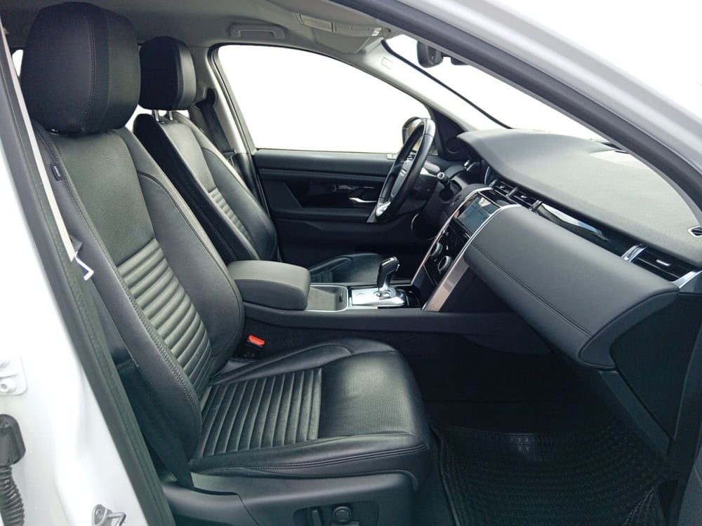 Land Rover Discovery Sport usata a Modena (16)