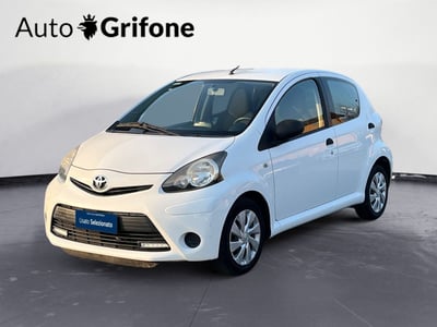 Toyota Aygo 1.0 12V VVT-i 5 porte Active Connect del 2013 usata a Modena