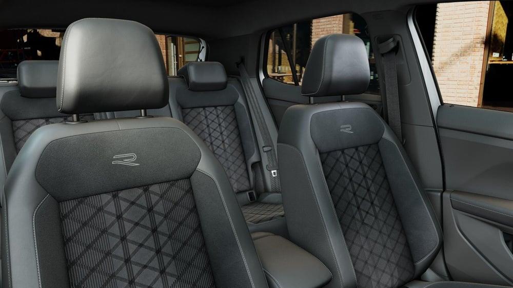 Volkswagen T-Cross nuova a Modena (9)