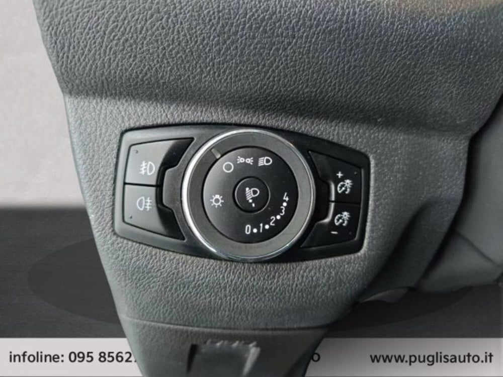 Ford Transit Courier usata a Catania (13)