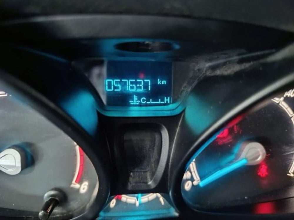 Ford Transit Courier usata a Catania (16)