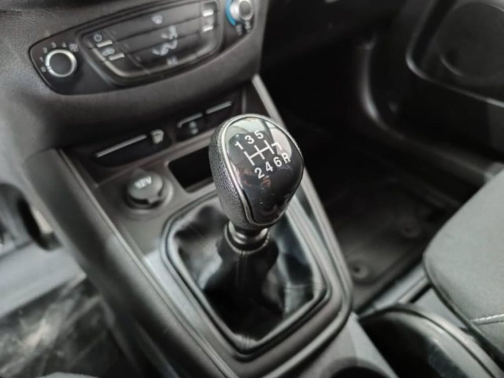 Ford Transit Courier usata a Catania (8)