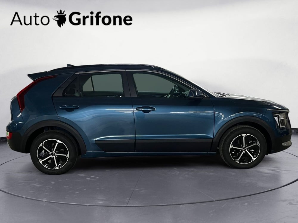 Kia Niro nuova a Modena (7)