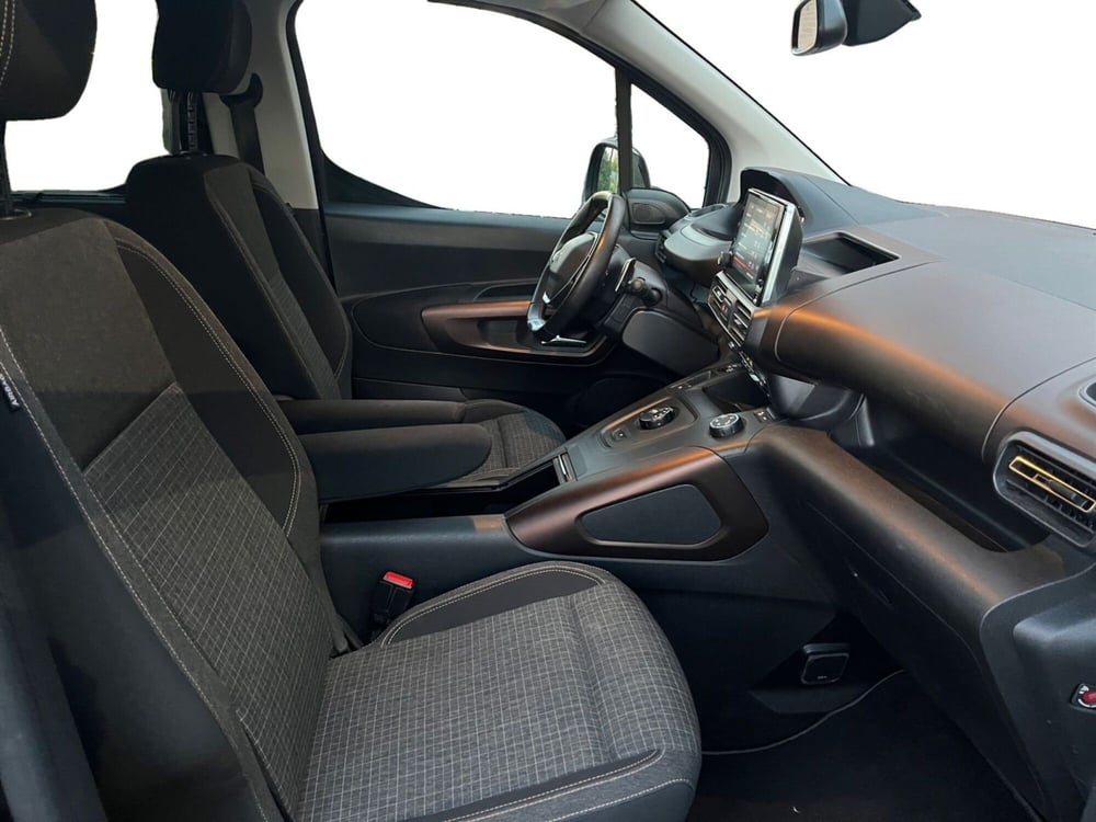 Peugeot Rifter usata a Modena (11)