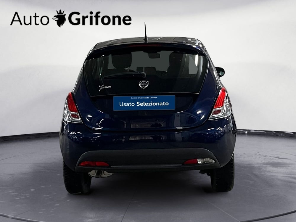 Lancia Ypsilon usata a Modena (7)