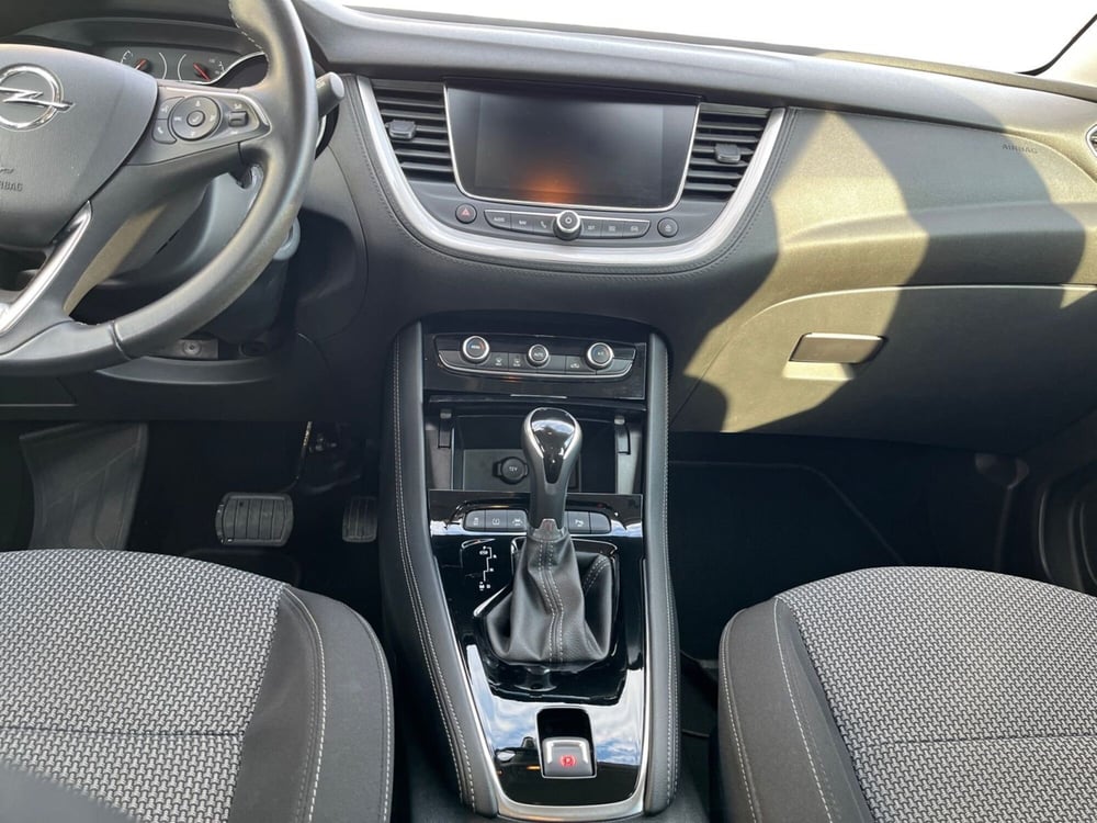Opel Grandland X usata a Modena (11)
