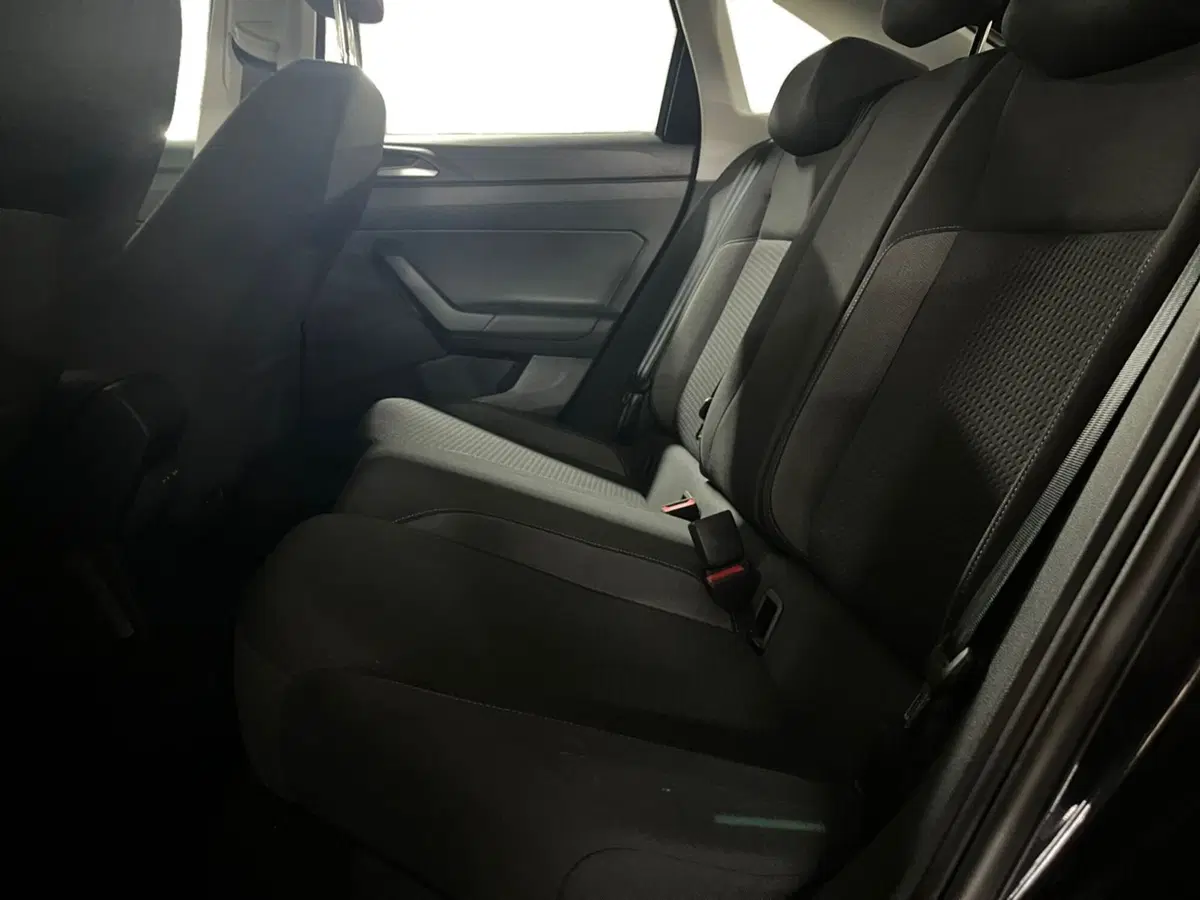 Volkswagen Taigo usata a Modena (12)