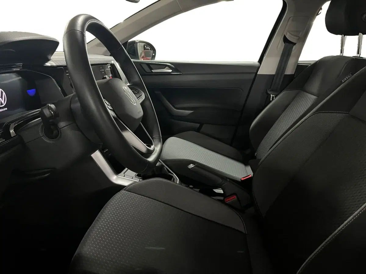 Volkswagen Taigo usata a Modena (16)