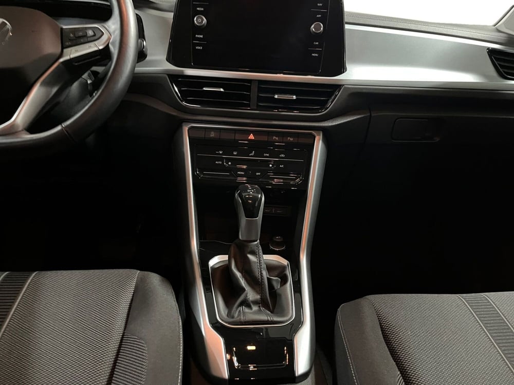 Volkswagen T-Roc usata a Modena (13)