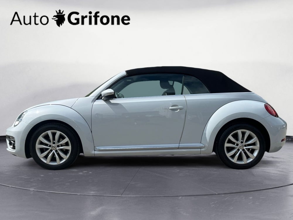Volkswagen Maggiolino Cabrio usata a Modena (3)