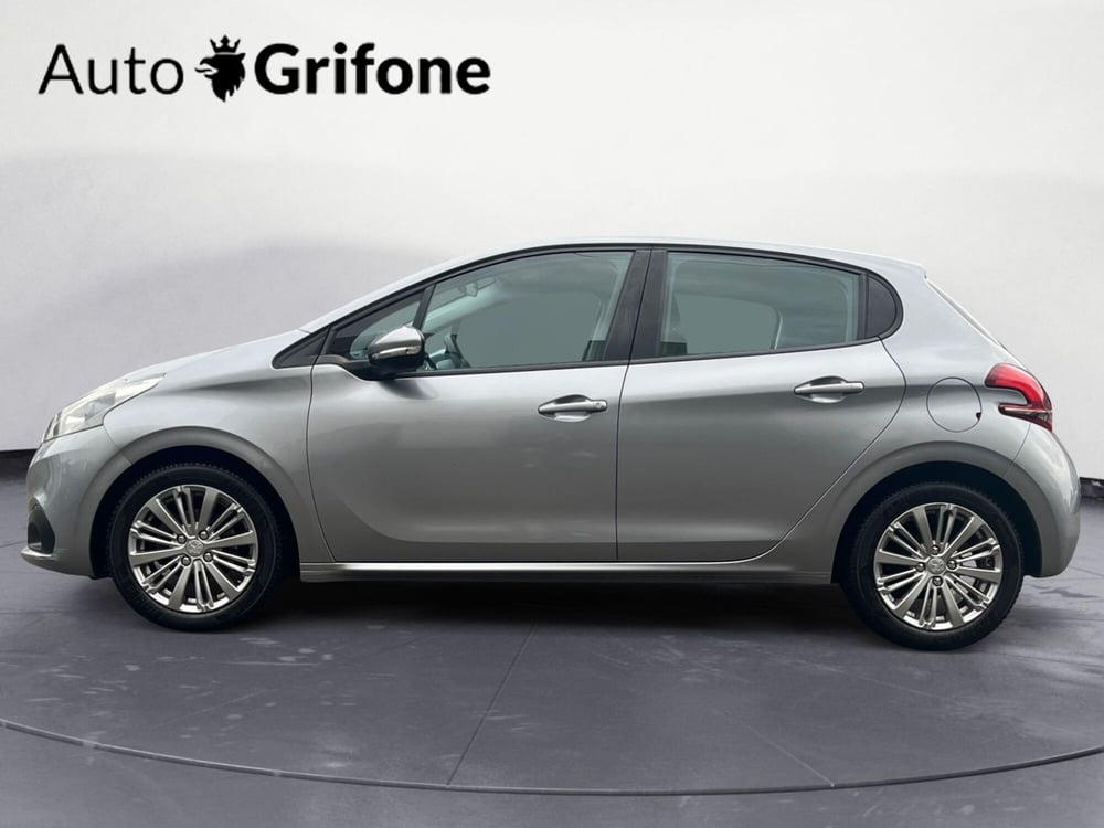 Peugeot 208 usata a Modena (3)
