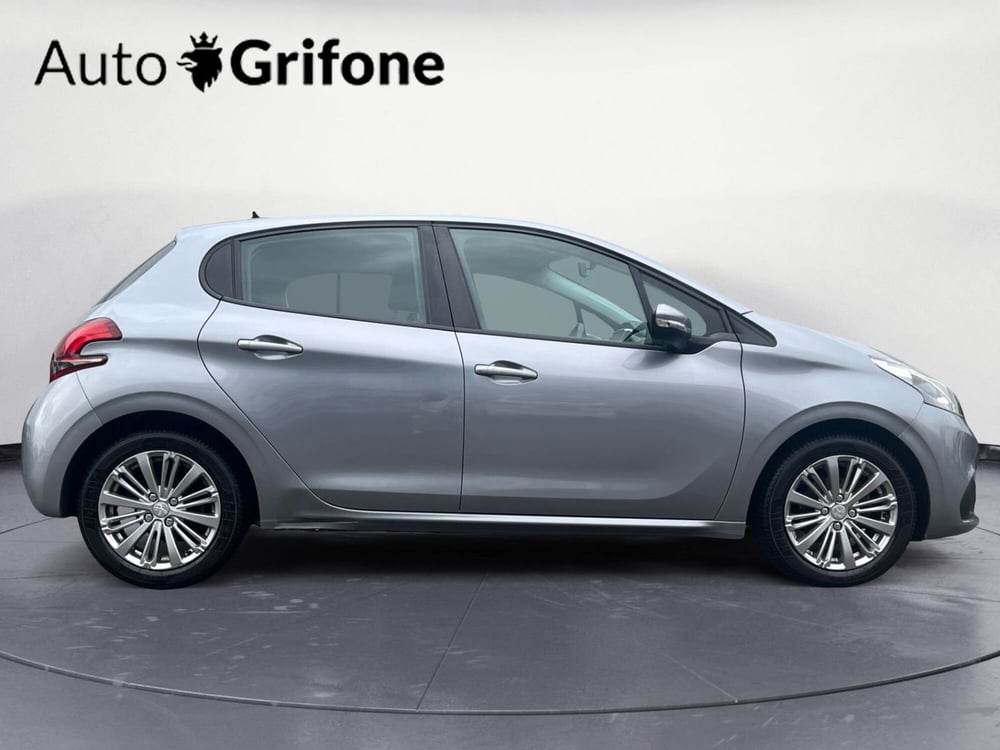 Peugeot 208 usata a Modena (6)